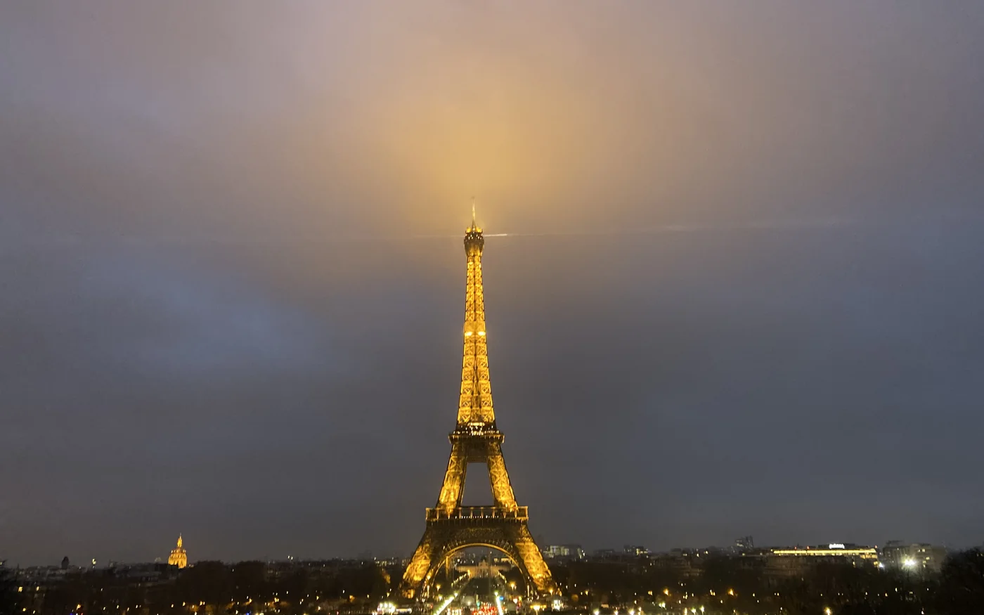 VTC longue distance Rennes Paris avec Ladyncar vers gares et aéroports parisiens